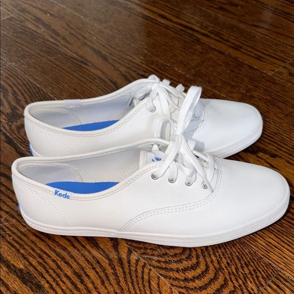 Keds Champion Originals Leather Lace Up 7.5W - Picture 2 of 9